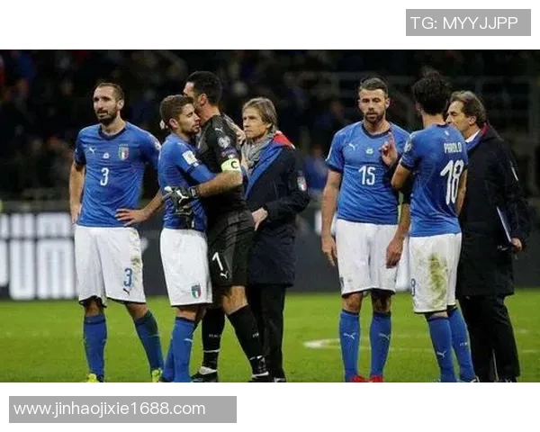 女主持人调皮撩足球球星现场互动引发全场热议他们的默契令人惊叹